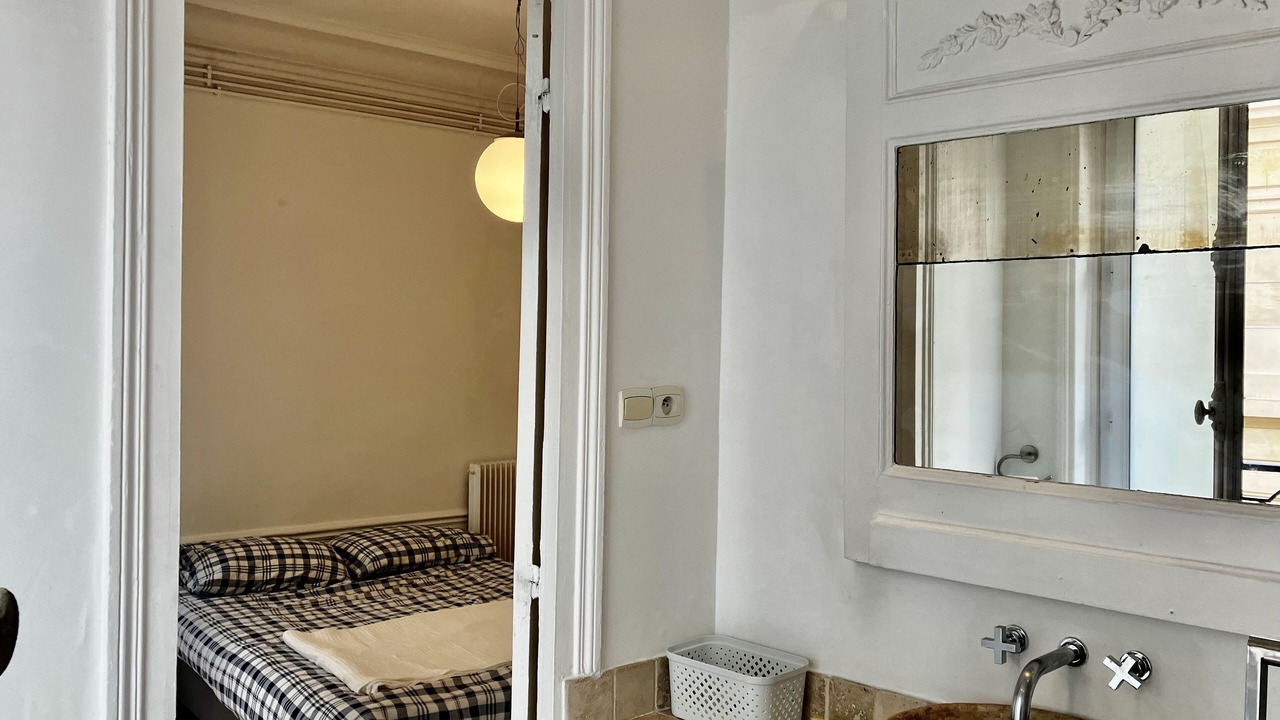Photo of Bathroom in 18th Arrondissement