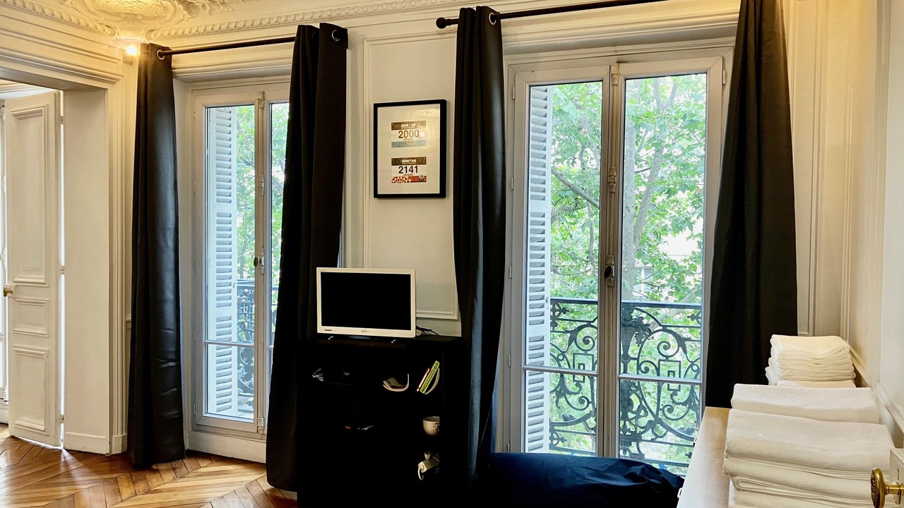 Photo of Bedroom in 18th Arrondissement