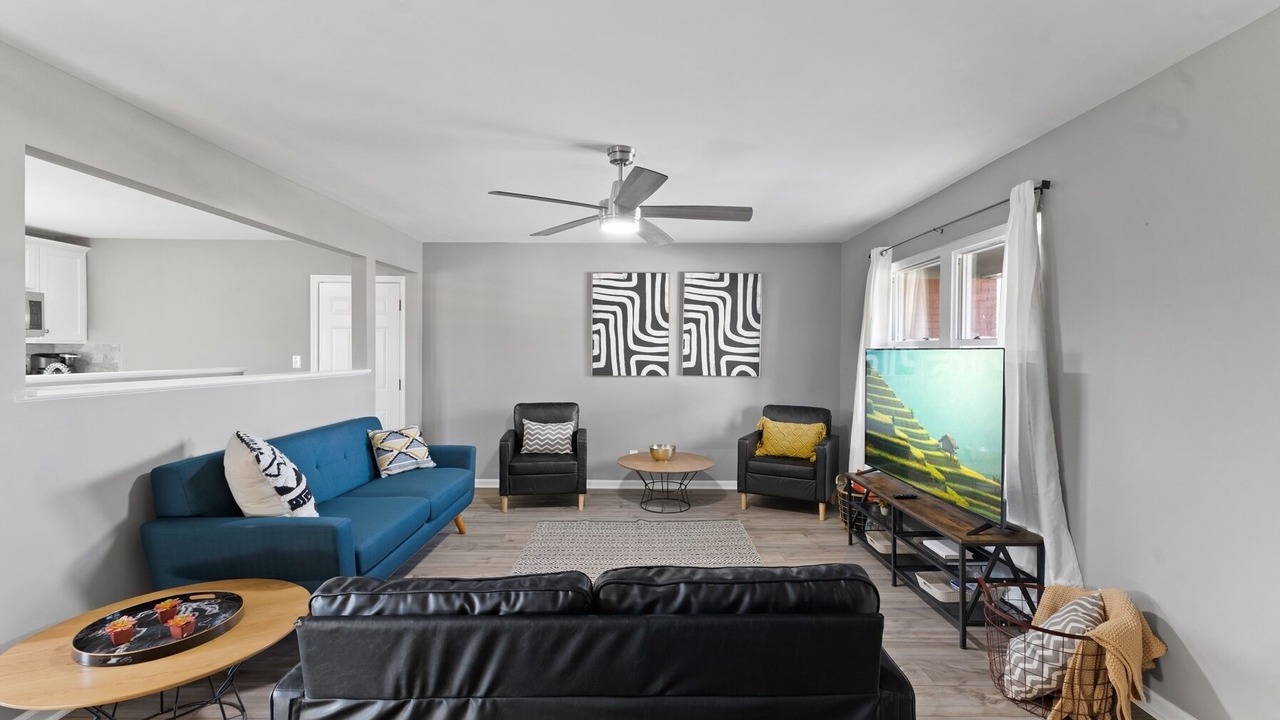 Photo of Livingroom in Clarksville