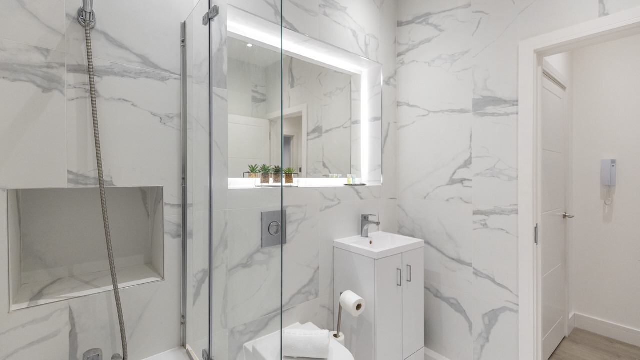 Photo of Bathroom in Golders Green