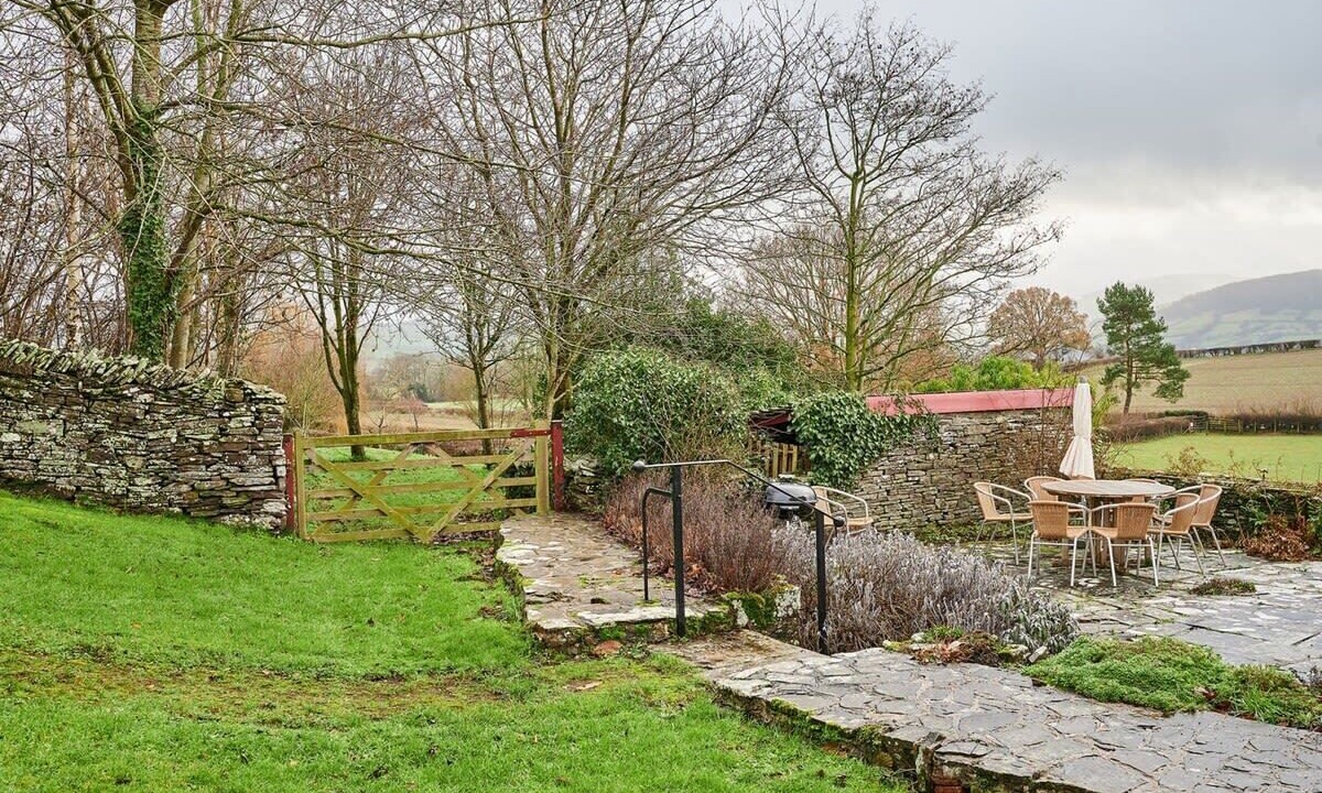 Photo of Others in Llanfihangel Tal-y-llyn