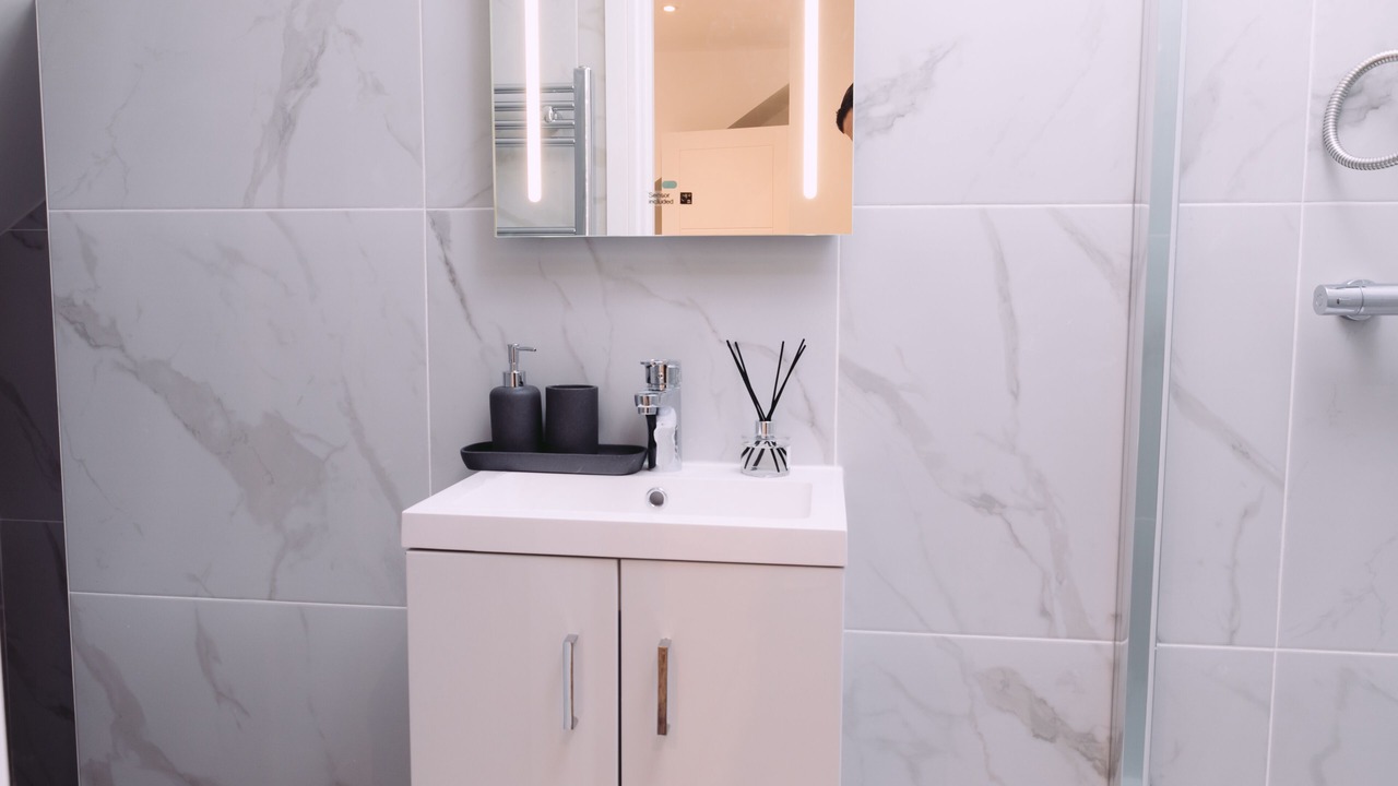 Photo of Bathroom in Golders Green