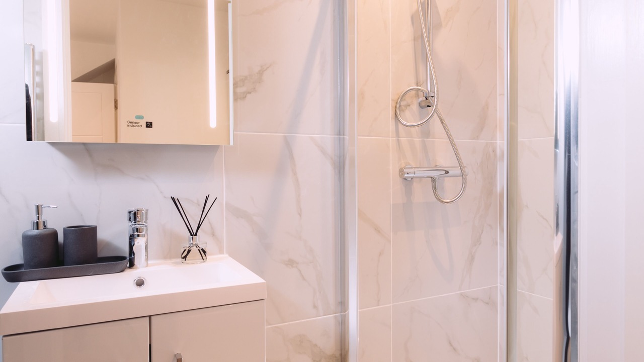 Photo of Bathroom in Golders Green