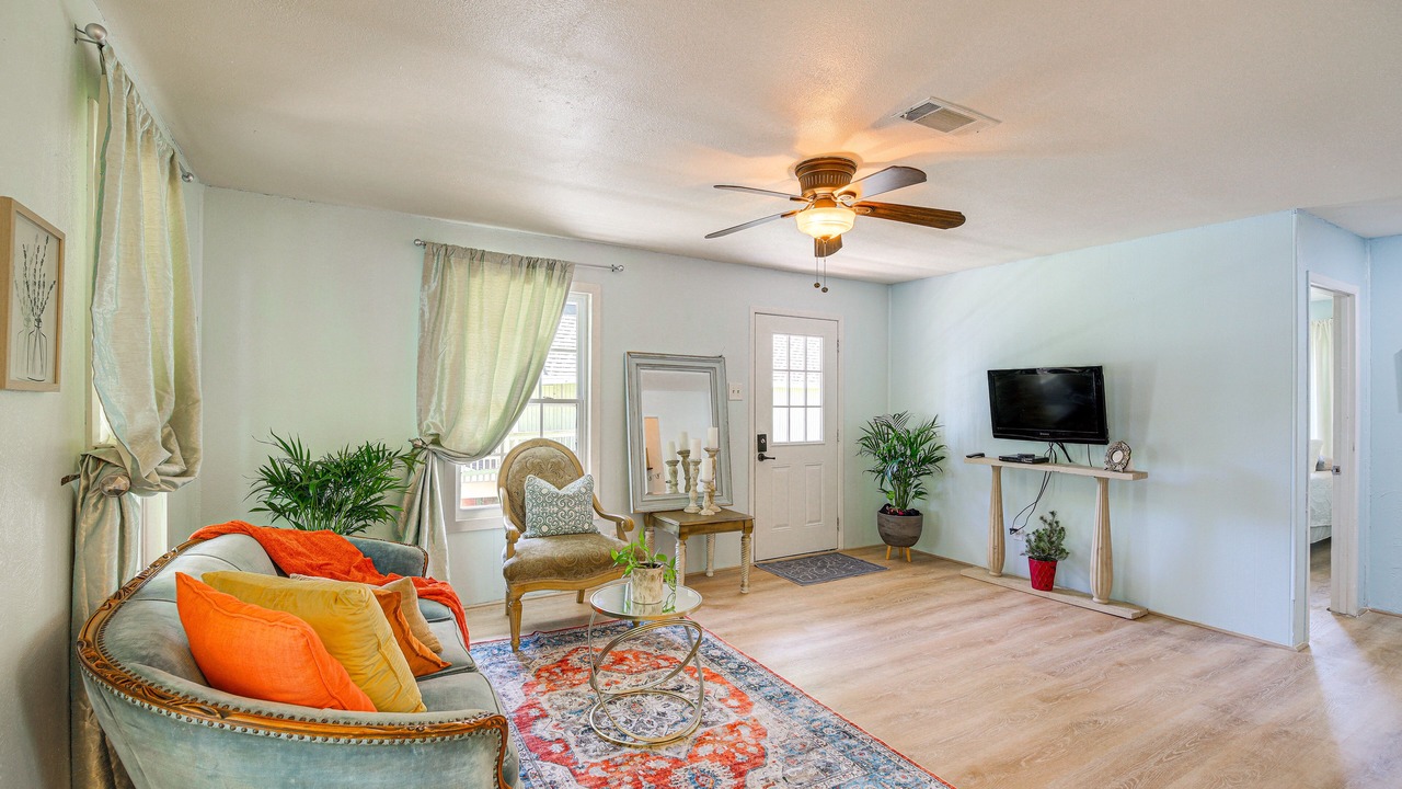 Photo of Livingroom in Votaw