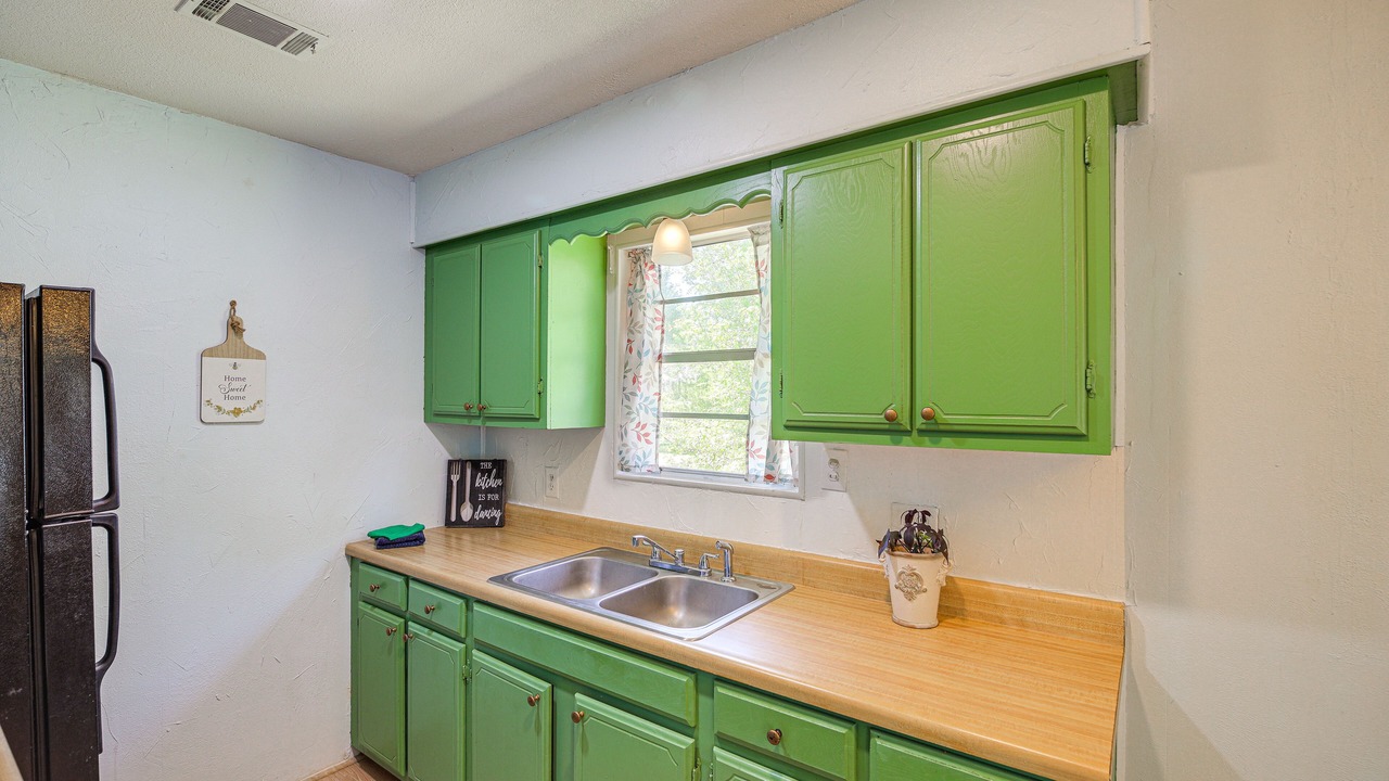 Photo of Kitchen in Votaw