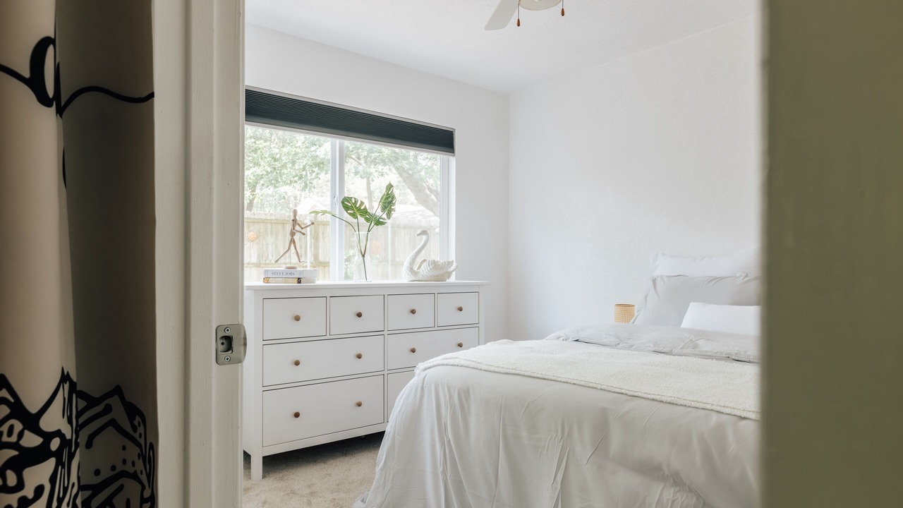 Photo of Bedroom in McNeil
