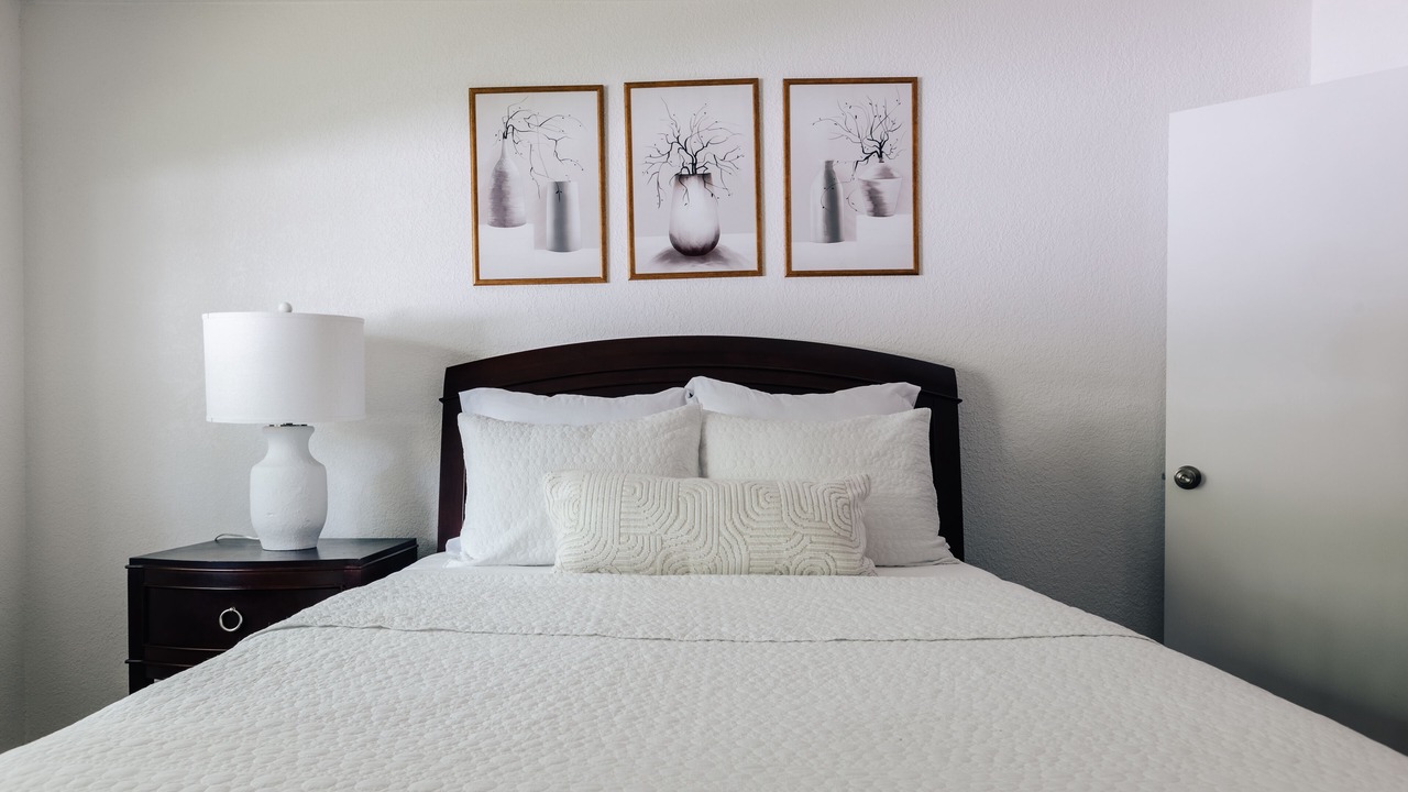 Photo of Bedroom in McNeil