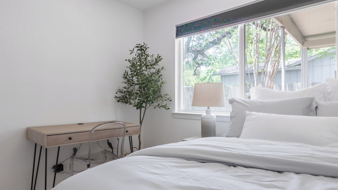 Photo of Bedroom in McNeil