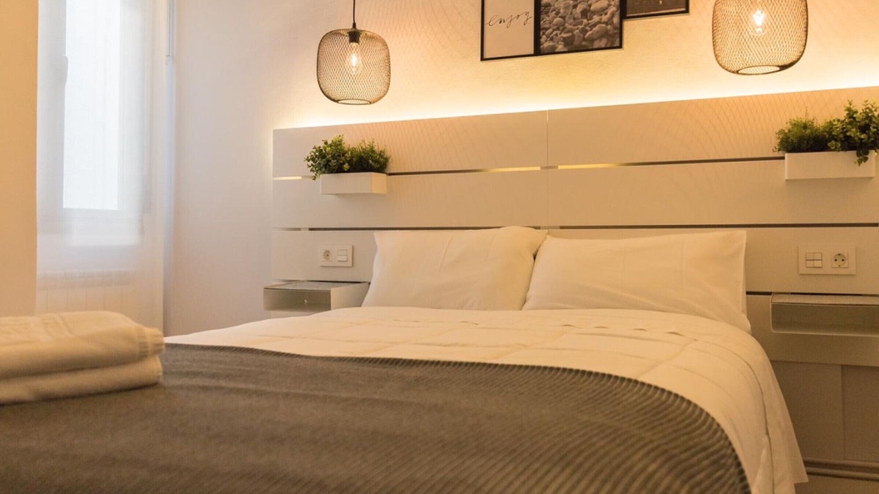Photo of Bedroom in Logrono City Centre