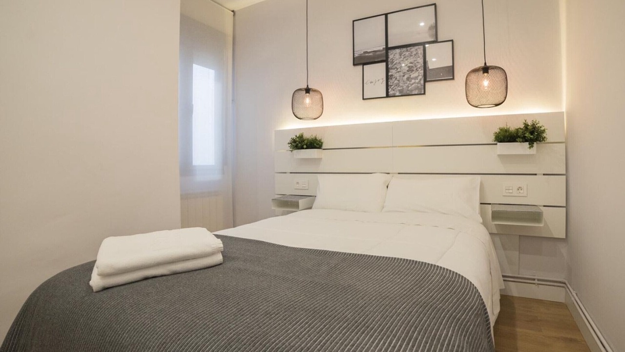 Photo of Bedroom in Logrono City Centre