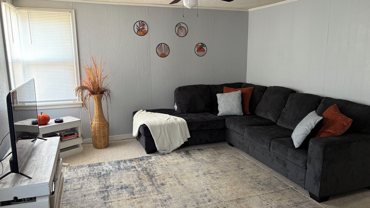 Photo of Livingroom in Waverly