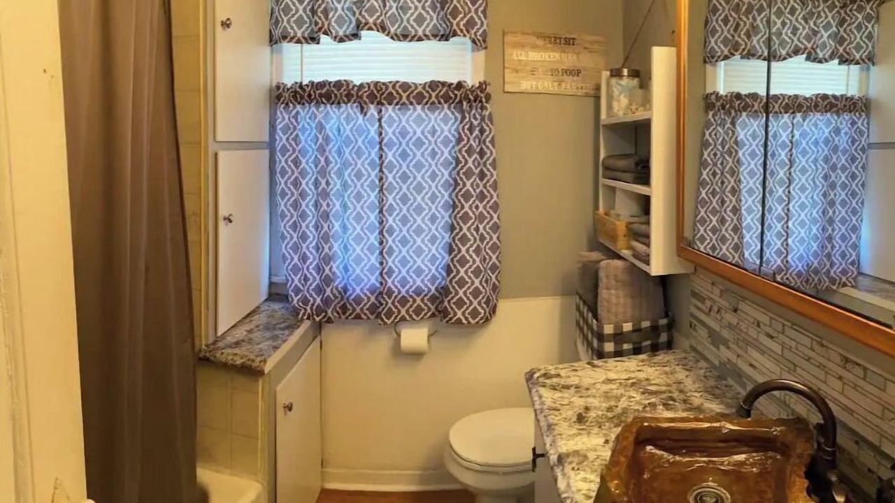 Photo of Bathroom in Waverly