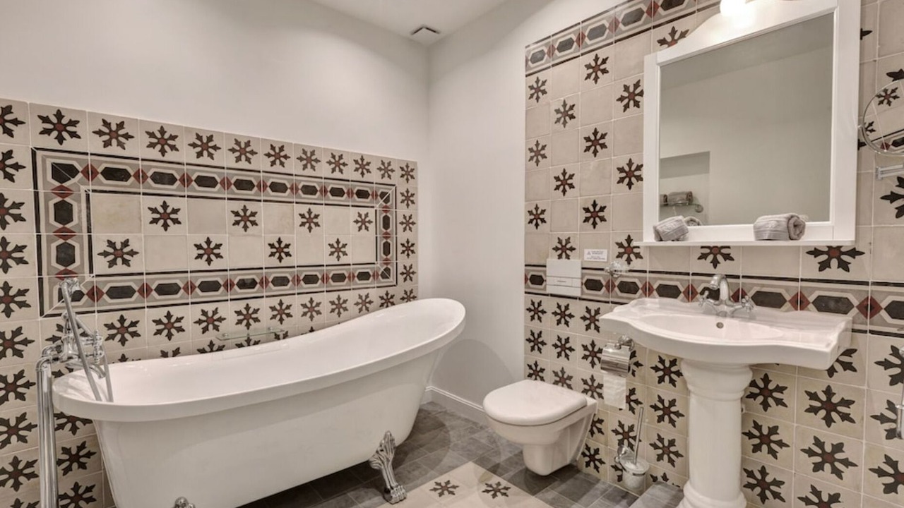 Photo of Bathroom in Cucuron