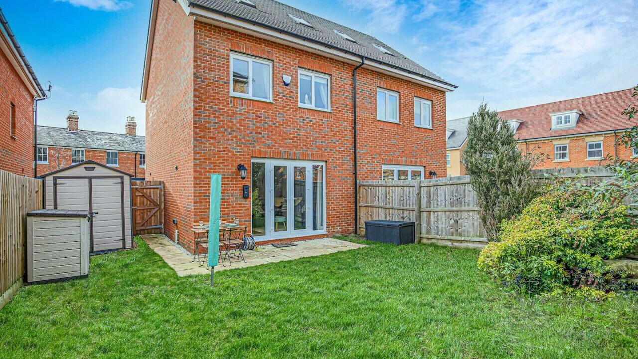 Photo of Others in Newport Pagnell