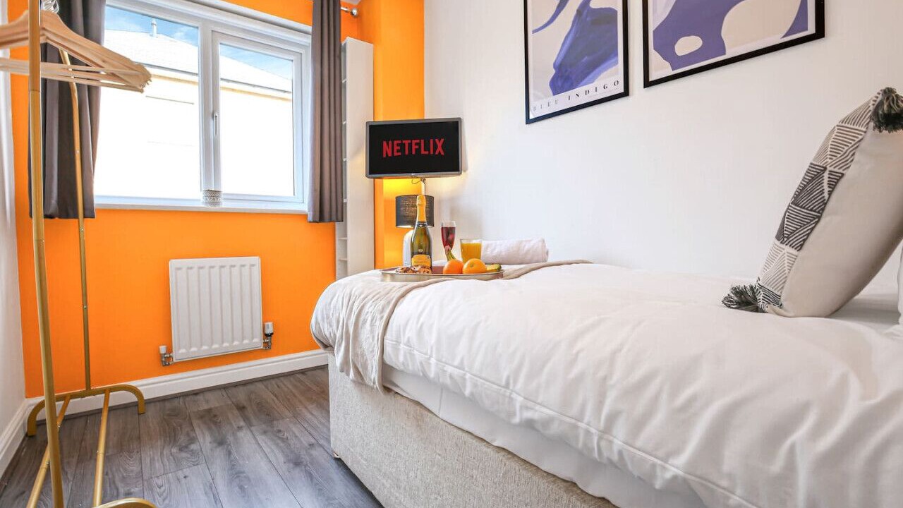 Photo of Others in Newport Pagnell