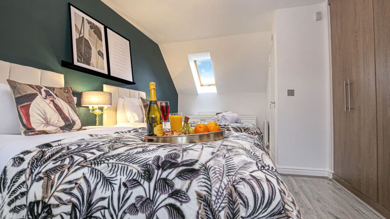 Photo of Others in Newport Pagnell