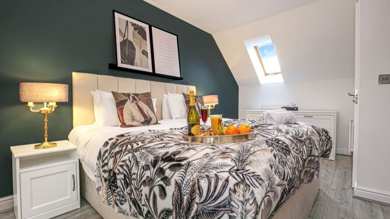 Photo of Others in Newport Pagnell