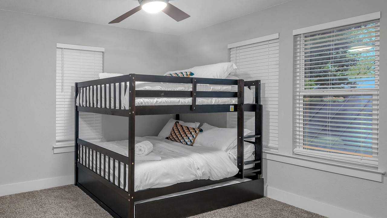 Photo of Bedroom in Highland Park