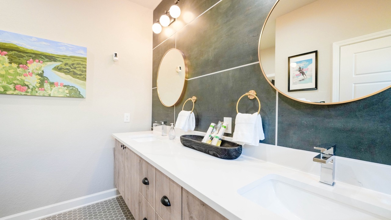 Photo of Bathroom in Southtown