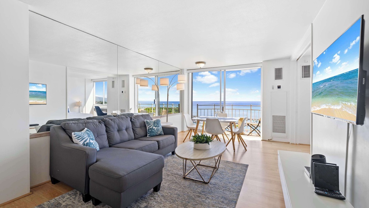 Photo of Livingroom in Waikiki