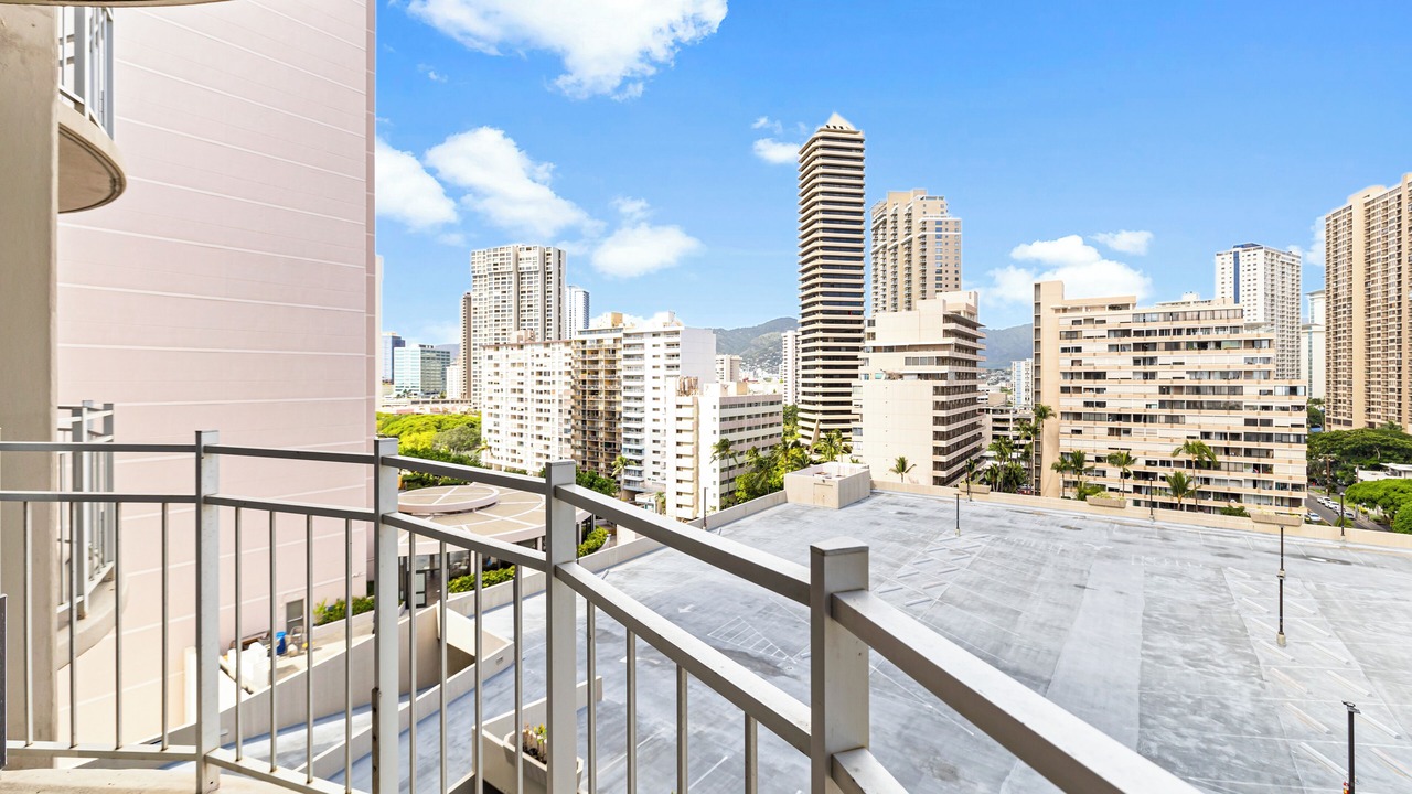 Photo of Patio Balcony in Waikiki