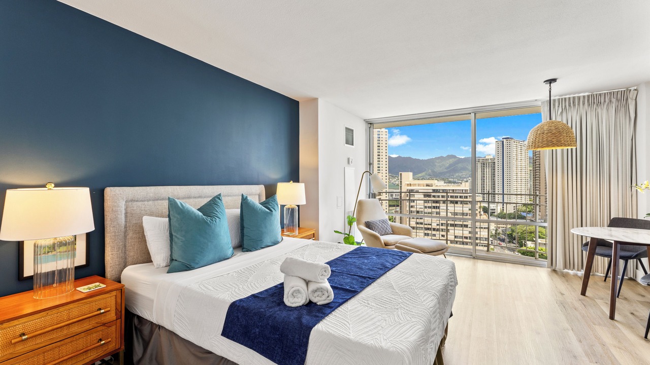 Photo of Bedroom in Waikiki