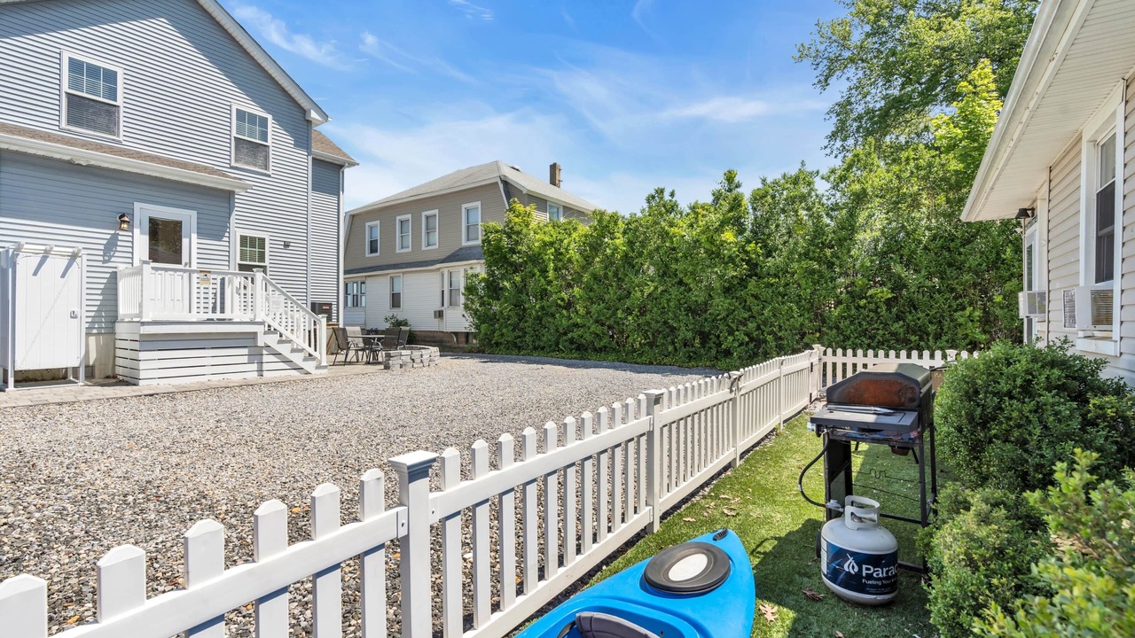 Photo of Others in Belmar