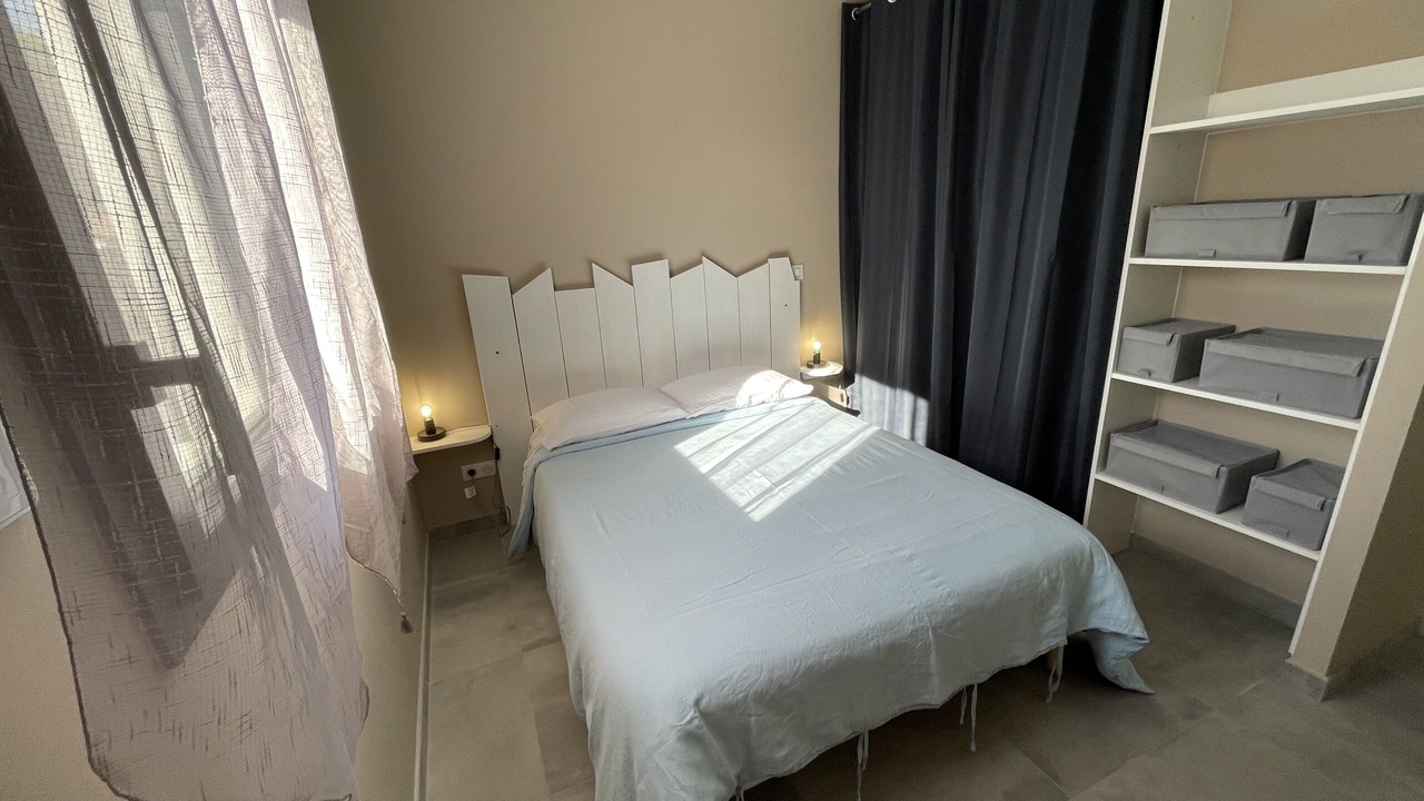 Photo of Bedroom in Gujan-Mestras