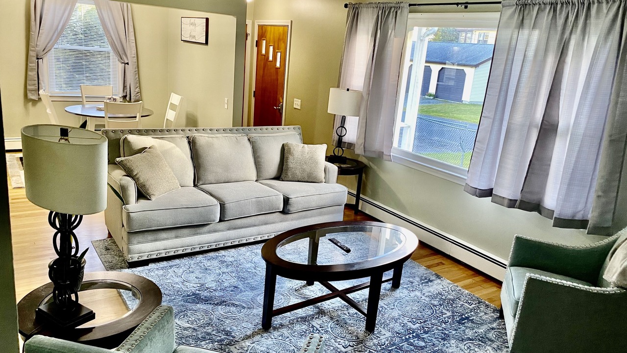 Photo of Livingroom in Pittsfield