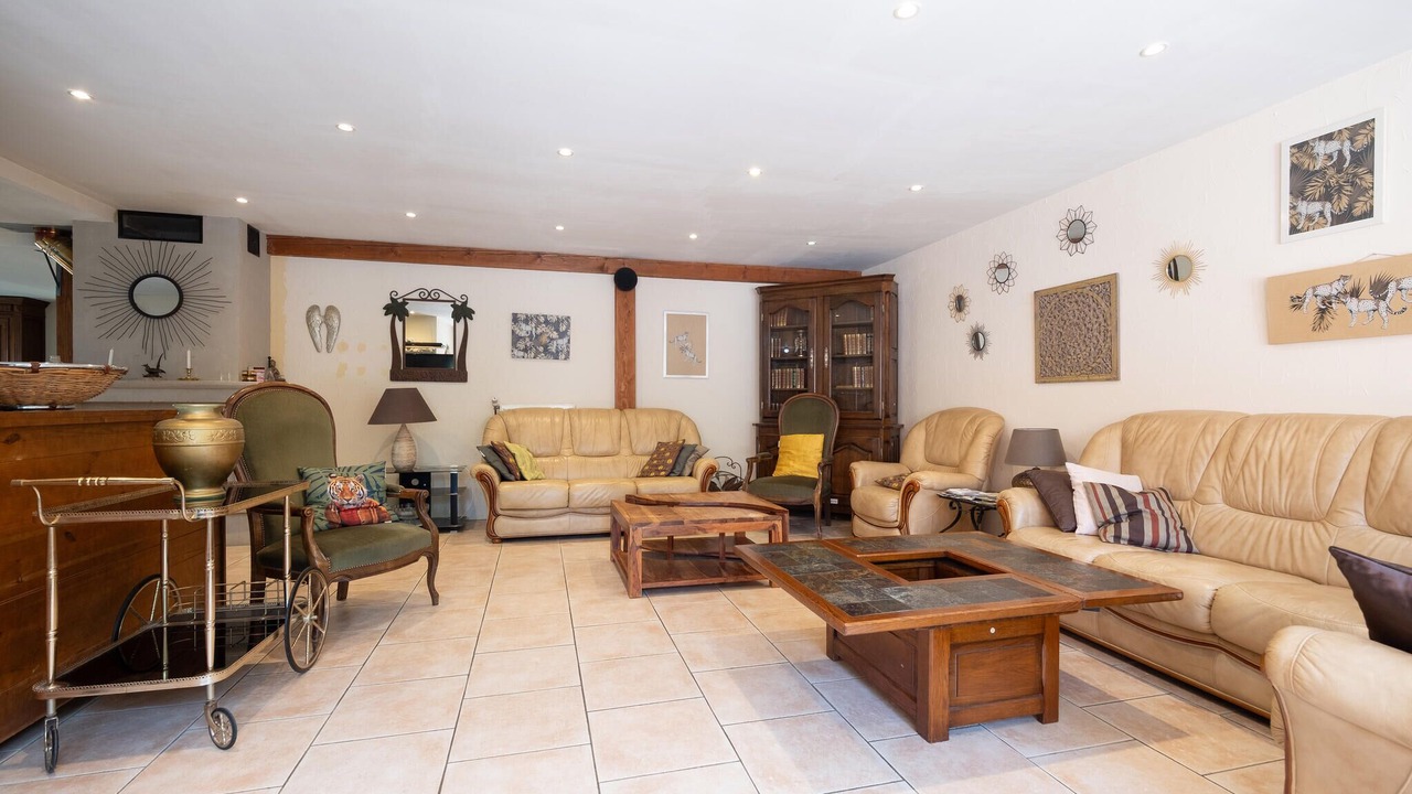 Photo of Bedroom in Escles