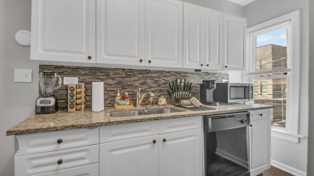 Photo of Kitchen in Lakeview