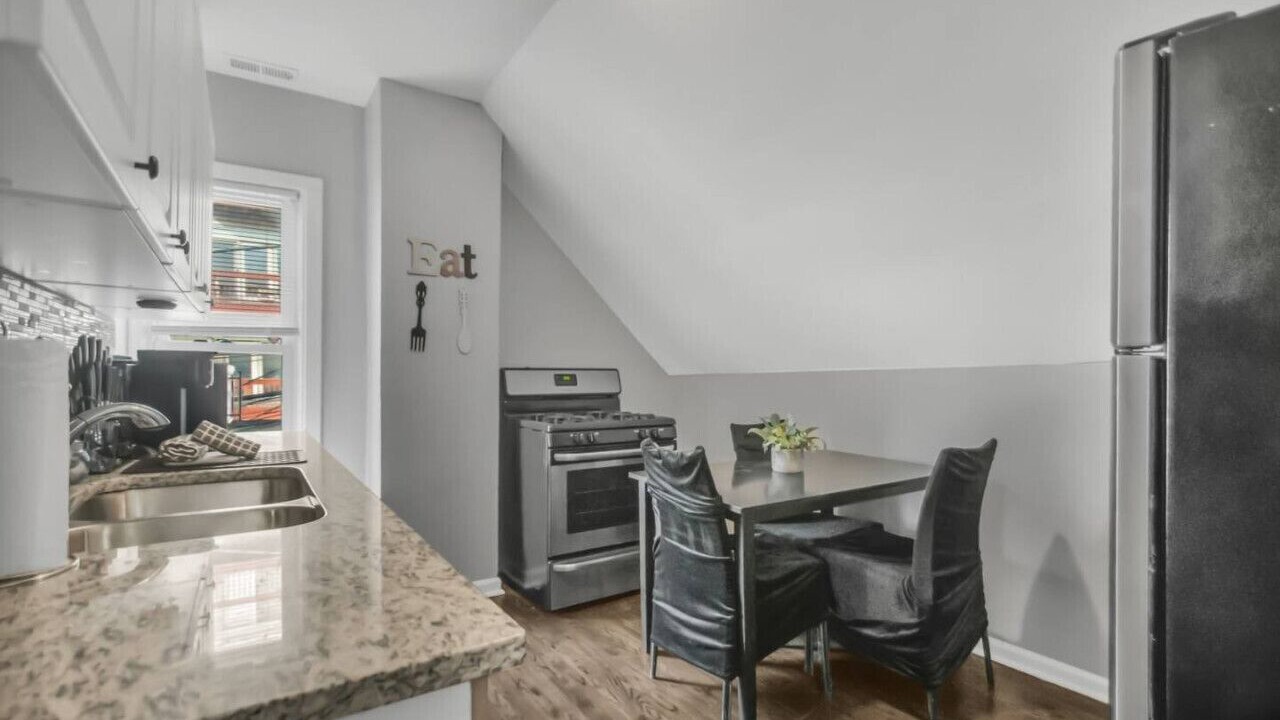 Photo of Kitchen in Lakeview