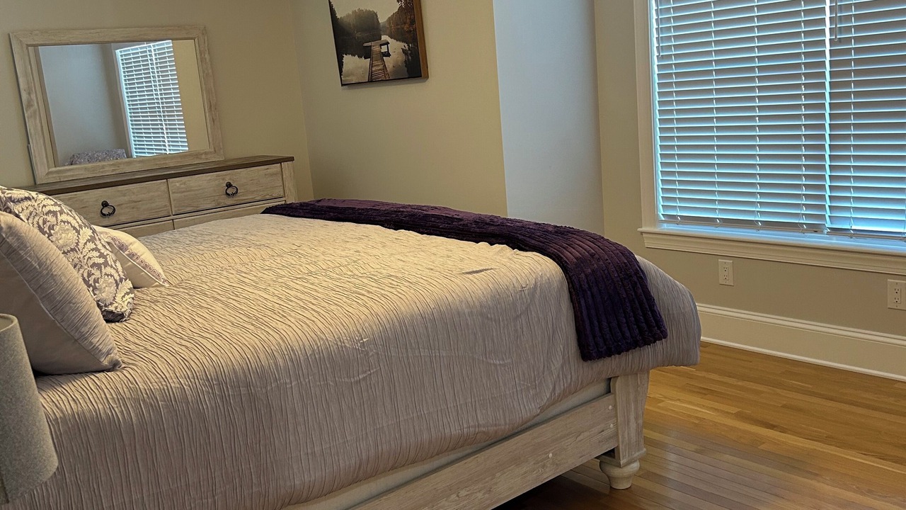 Photo of Bedroom in Marion Station