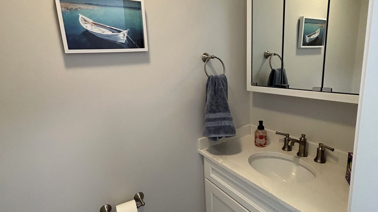 Photo of Bathroom in Marion Station