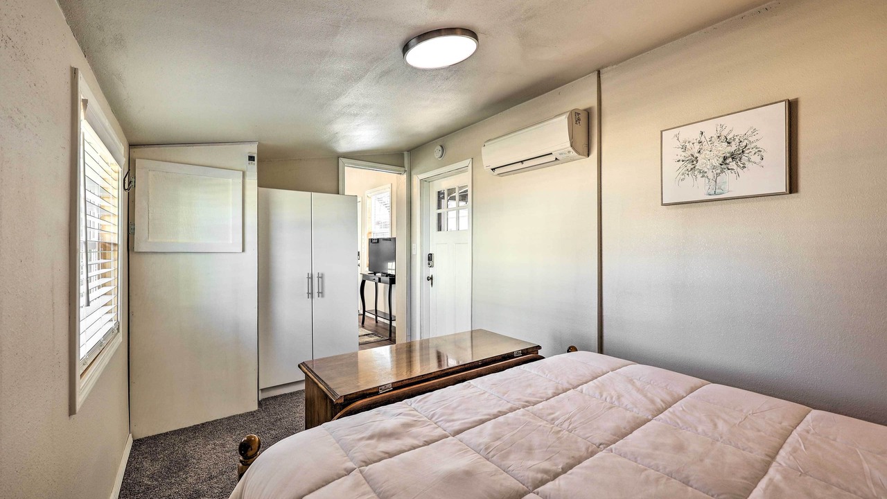 Photo of Bedroom in Rogers