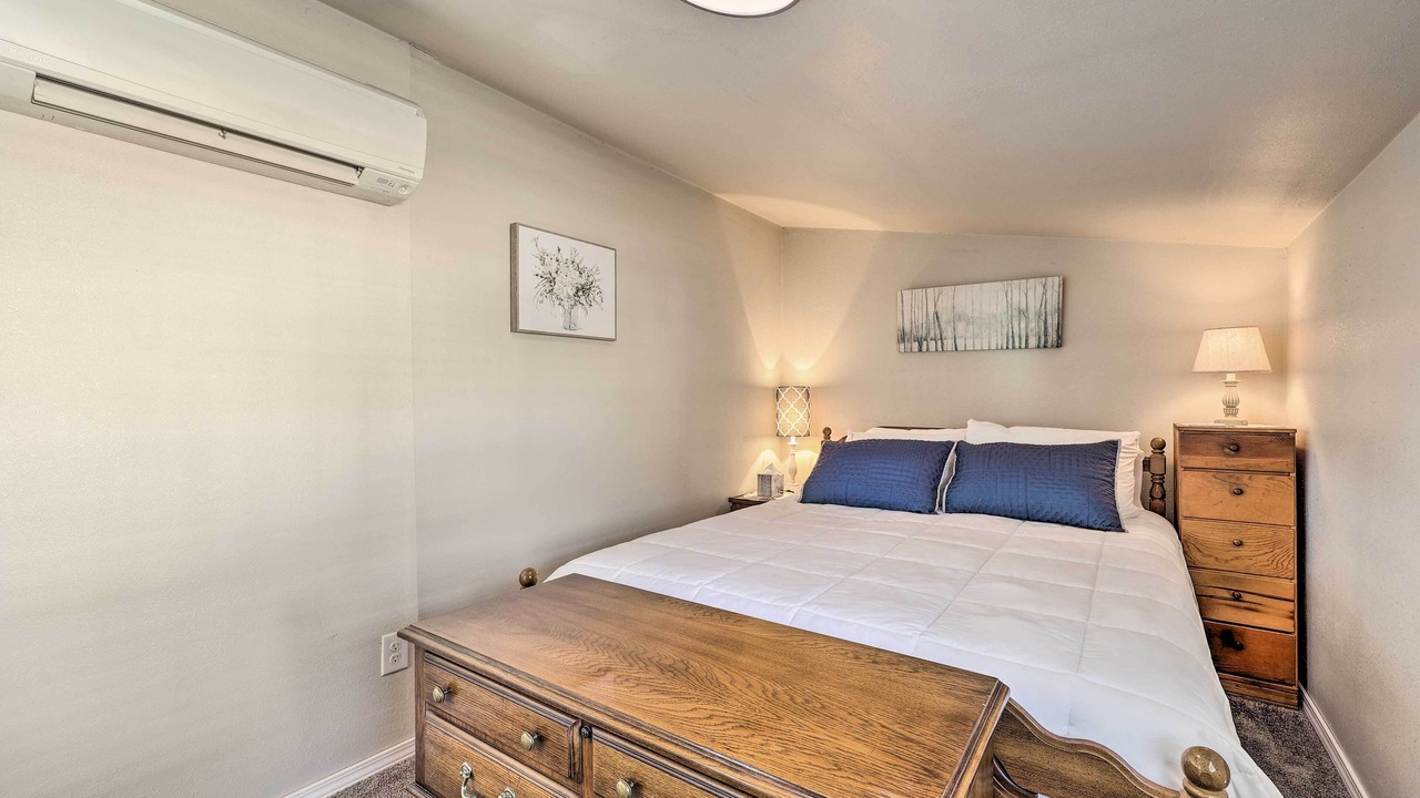 Photo of Bedroom in Rogers