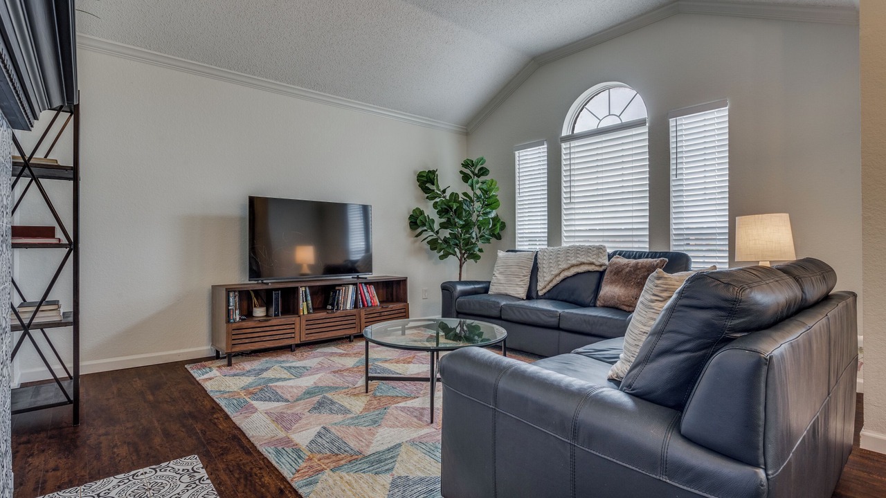 Photo of Livingroom in Allen