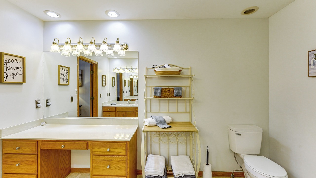 Photo of Bathroom in Grove