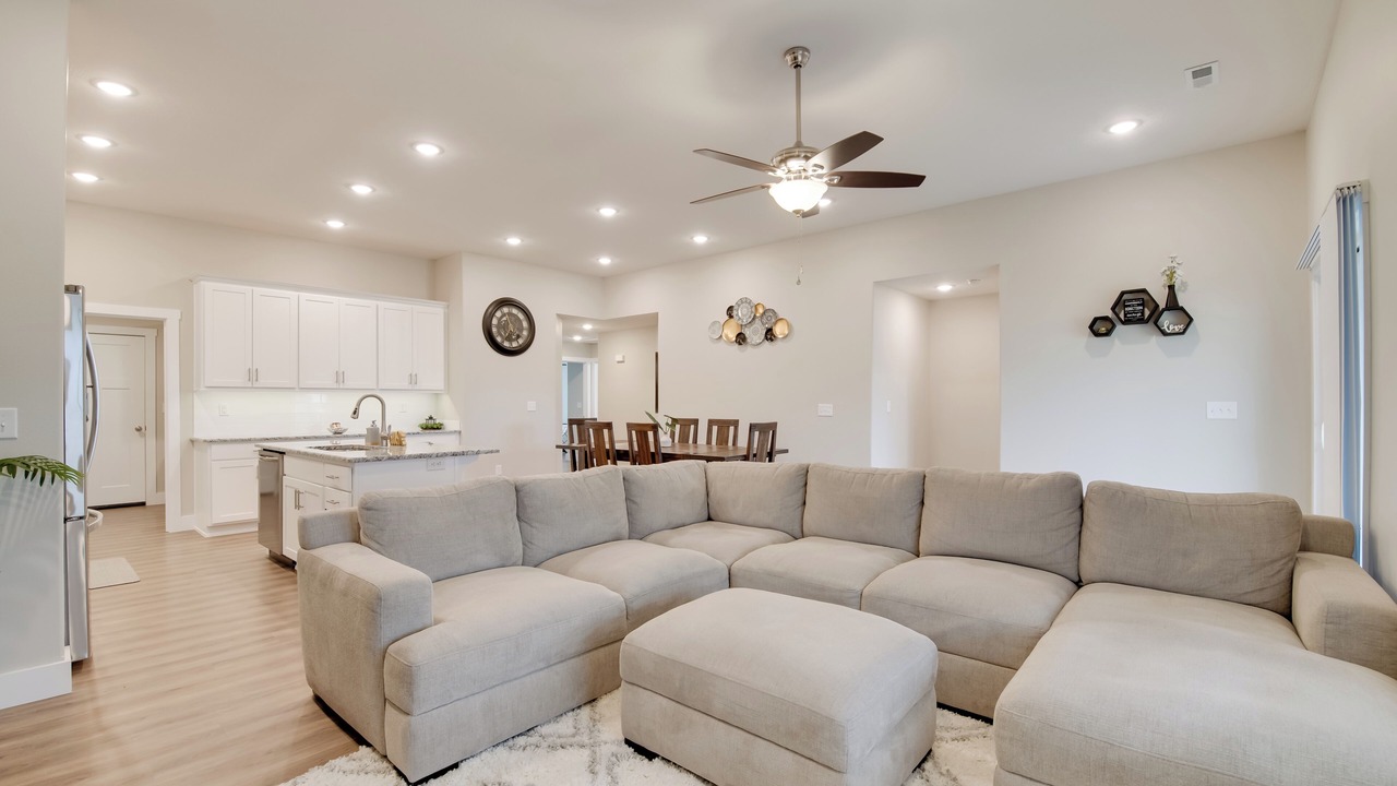 Photo of Livingroom in Ozark