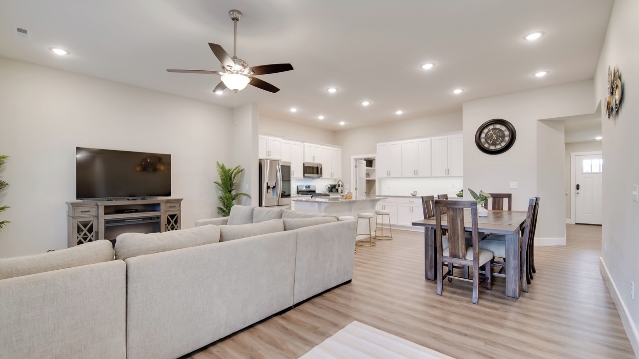 Photo of Livingroom in Ozark