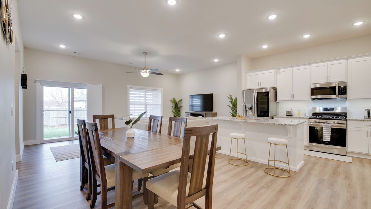 Photo of Others in Ozark