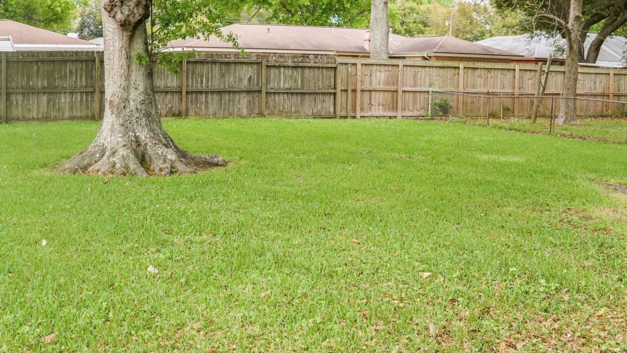 Photo of Outdoor in Groves