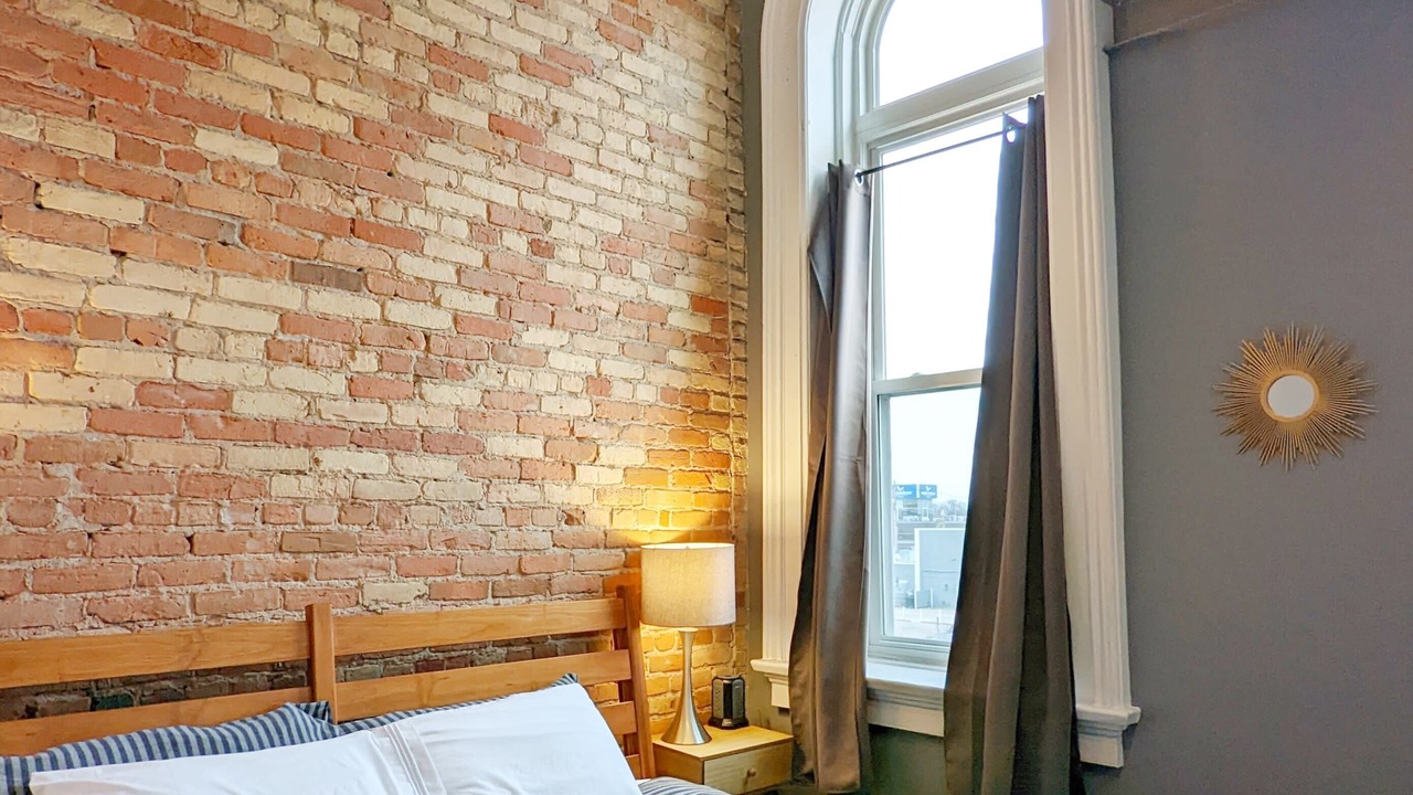Photo of Bedroom in Bay City