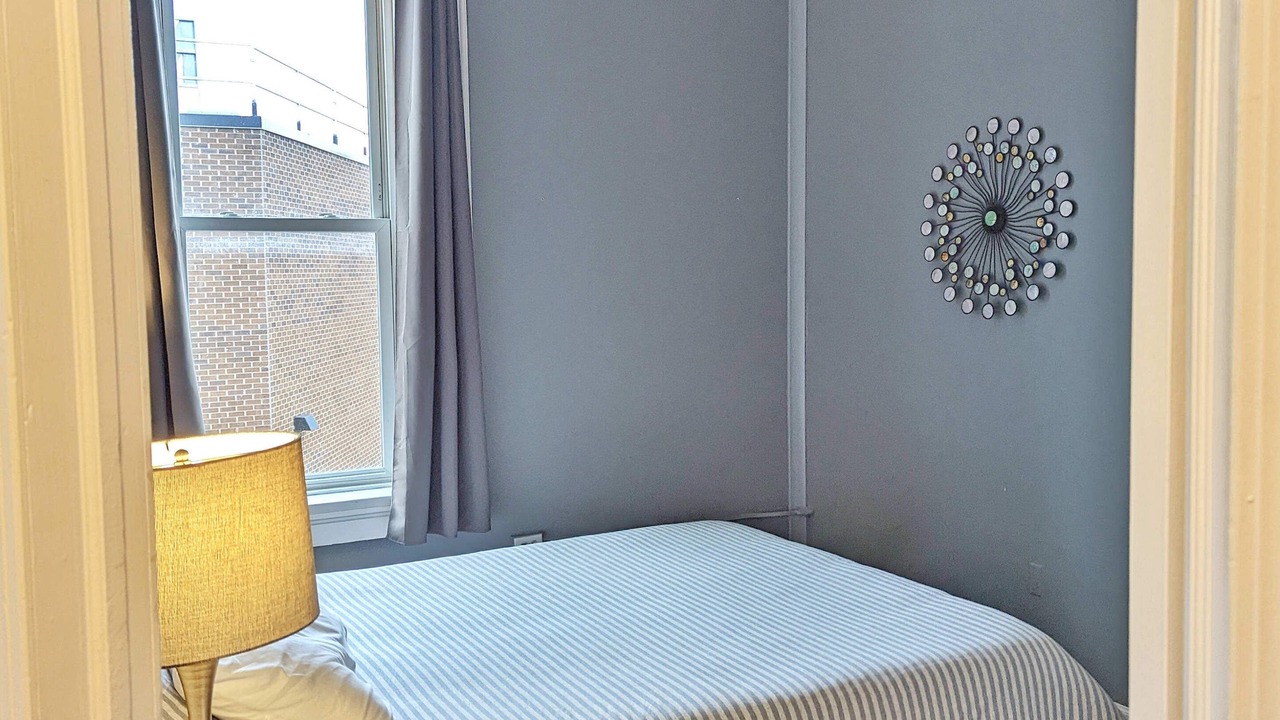 Photo of Bedroom in Bay City