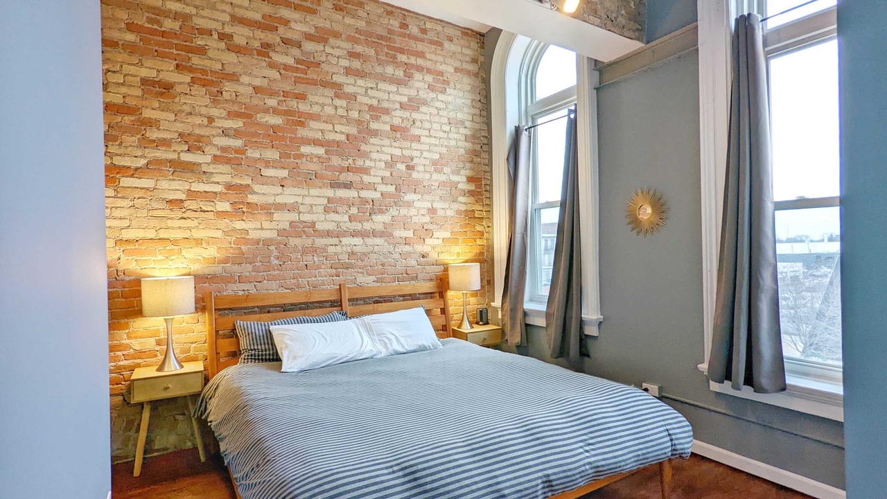 Photo of Bedroom in Bay City