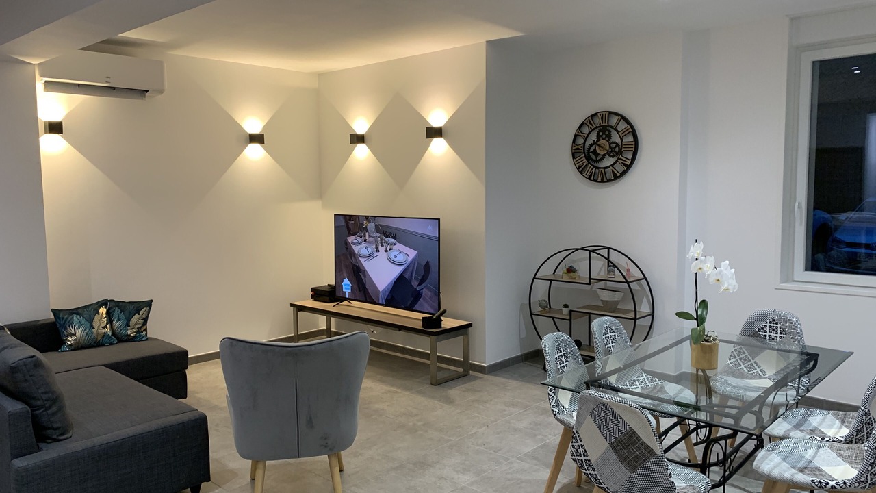 Photo of Others in Guarbecque