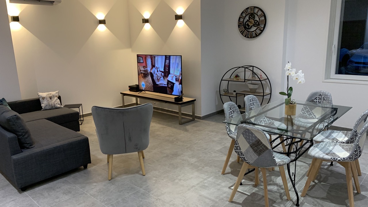 Photo of Others in Guarbecque