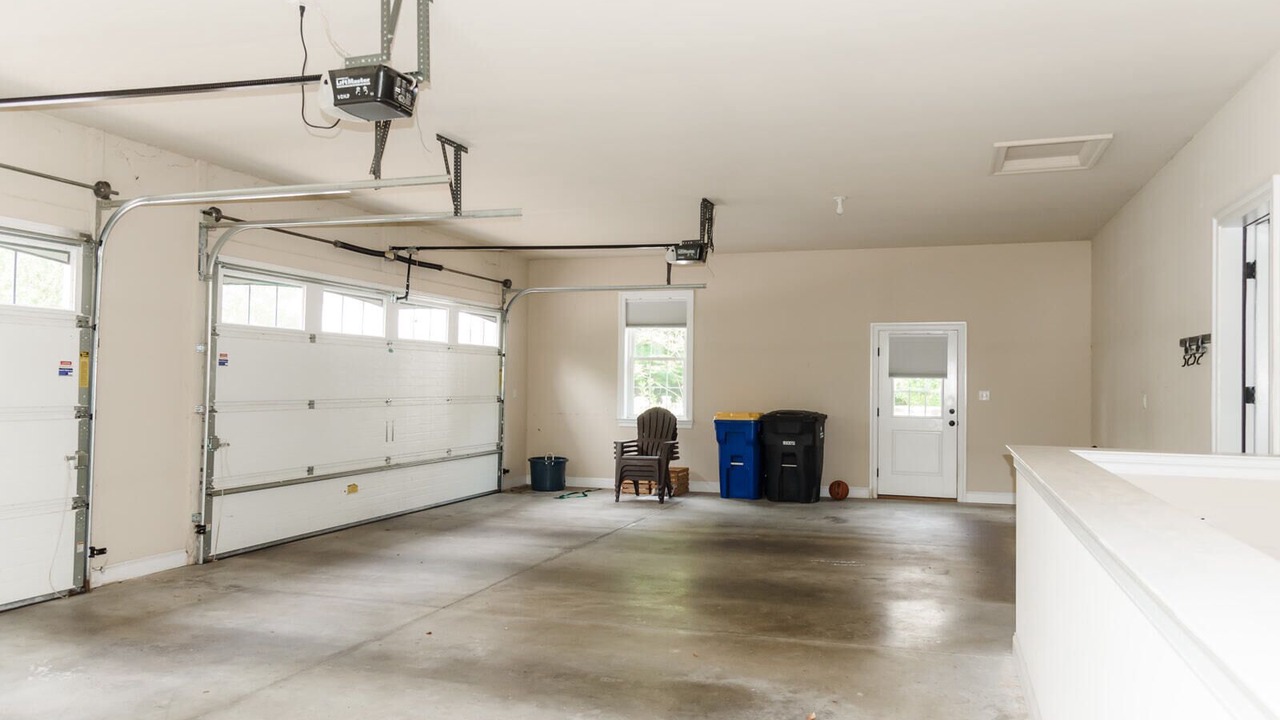 Photo of Others in Gap