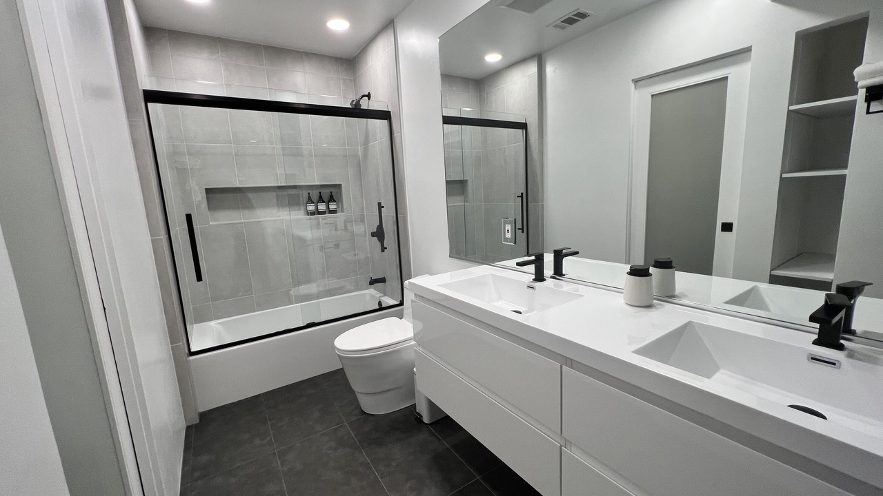 Photo of Bathroom in Southwest Anaheim