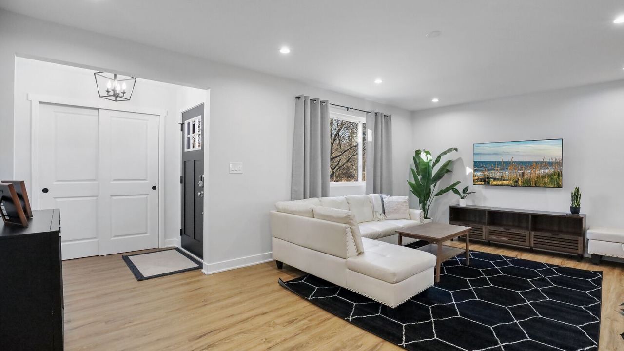 Photo of Livingroom in Wheaton